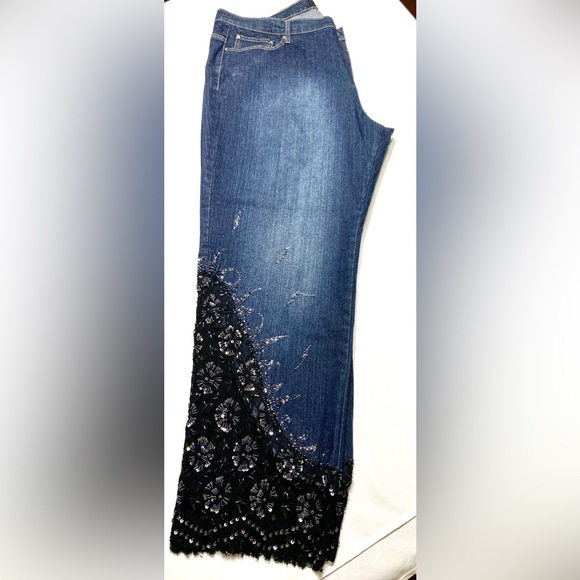 Embellished deep blue denim jeans Sequin Black Lace Embroidered Capri - Picture 3 of 12